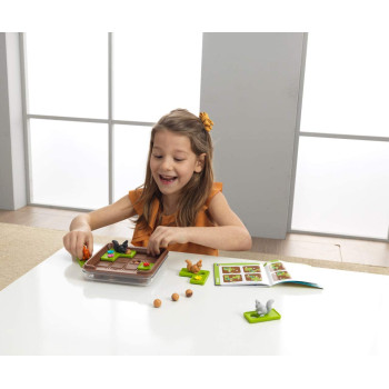 Squirrels Go Nuts! Smart Games